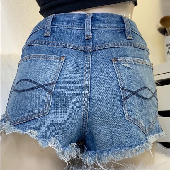 Abercrombie & fitch high rise short - Picture 2 of 4